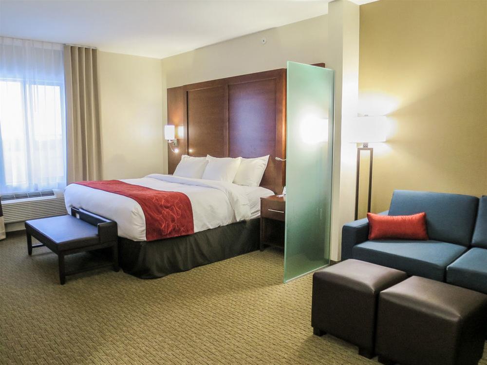 Comfort Suites Реджайна Екстер'єр фото