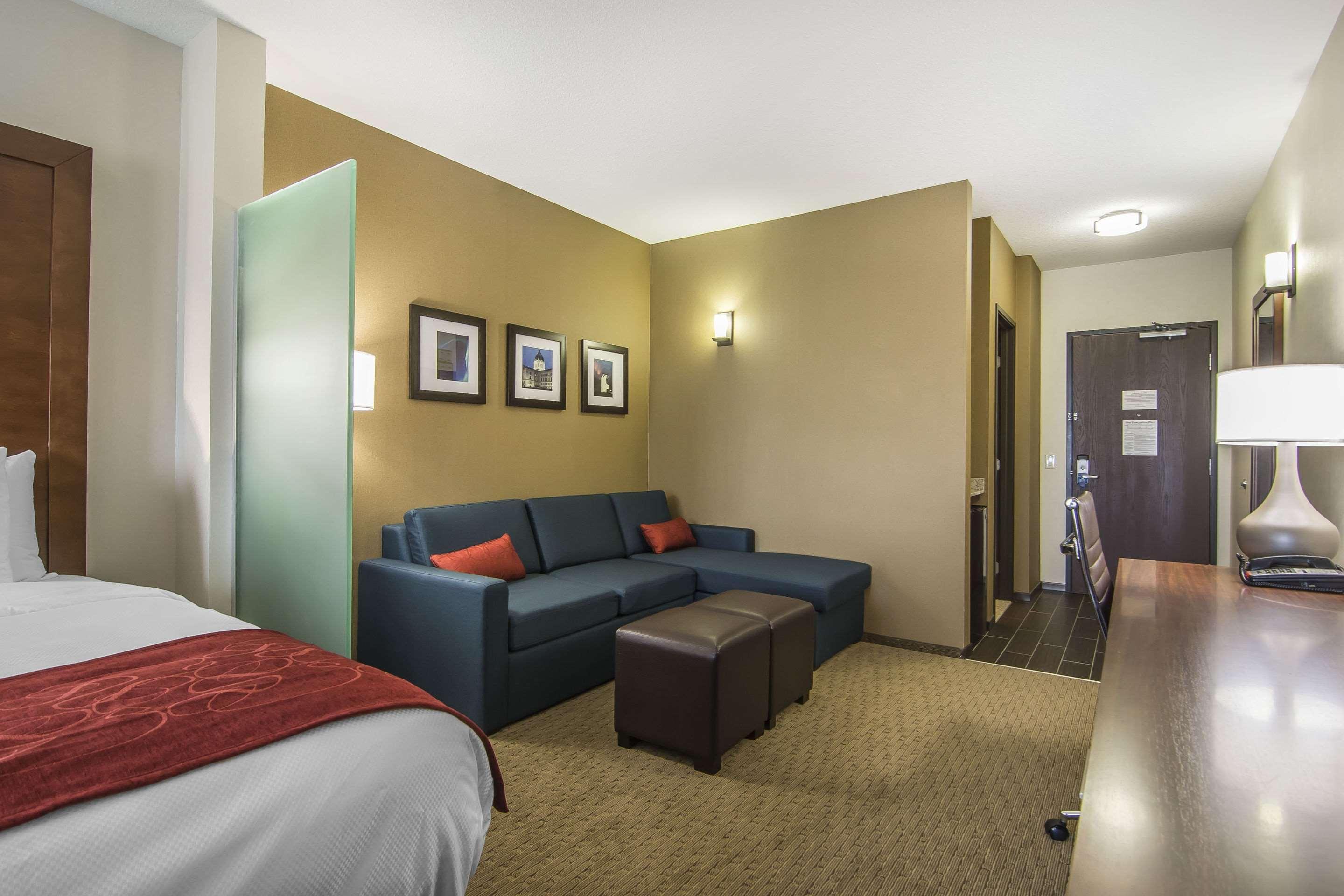 Comfort Suites Реджайна Екстер'єр фото