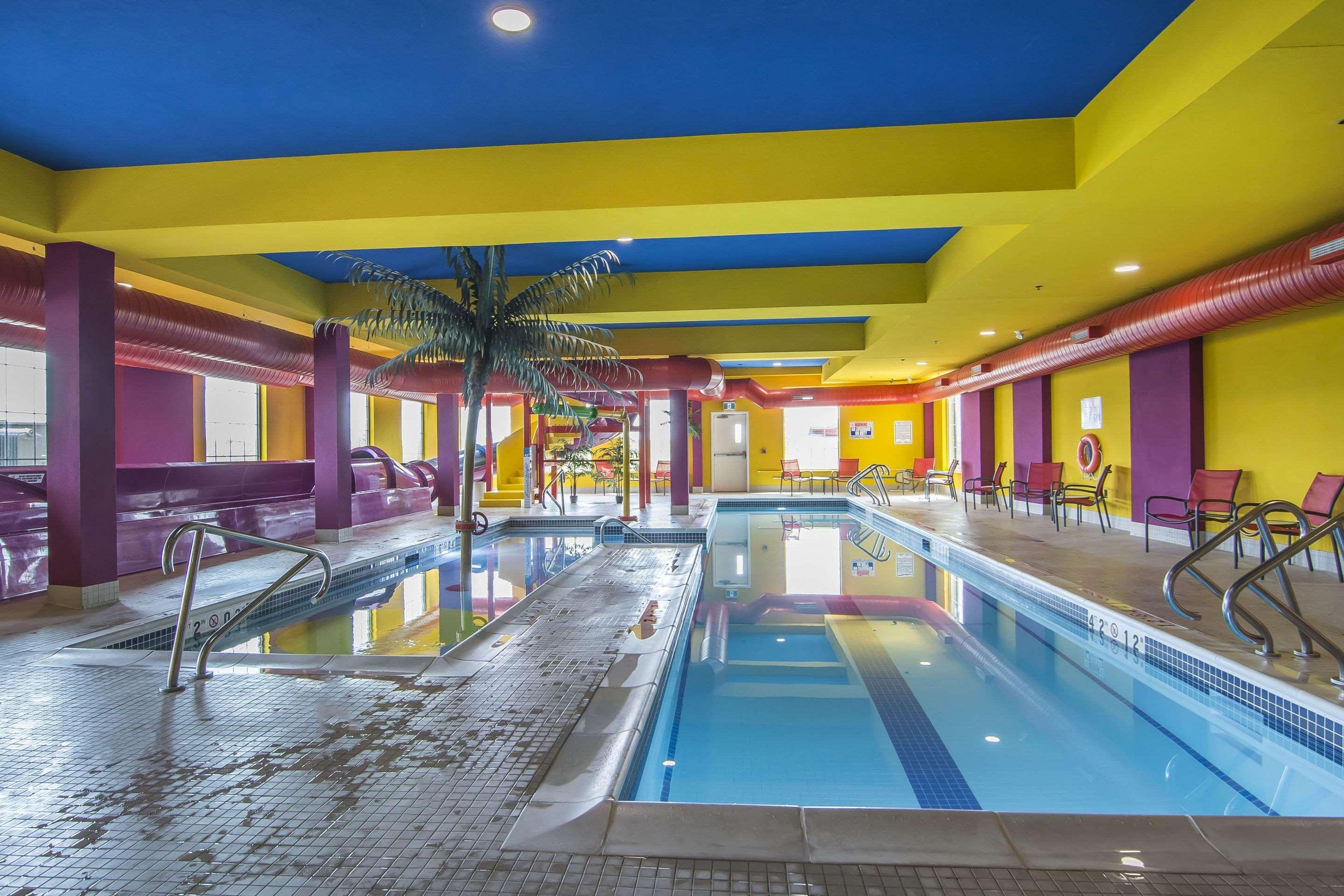 Comfort Suites Реджайна Екстер'єр фото